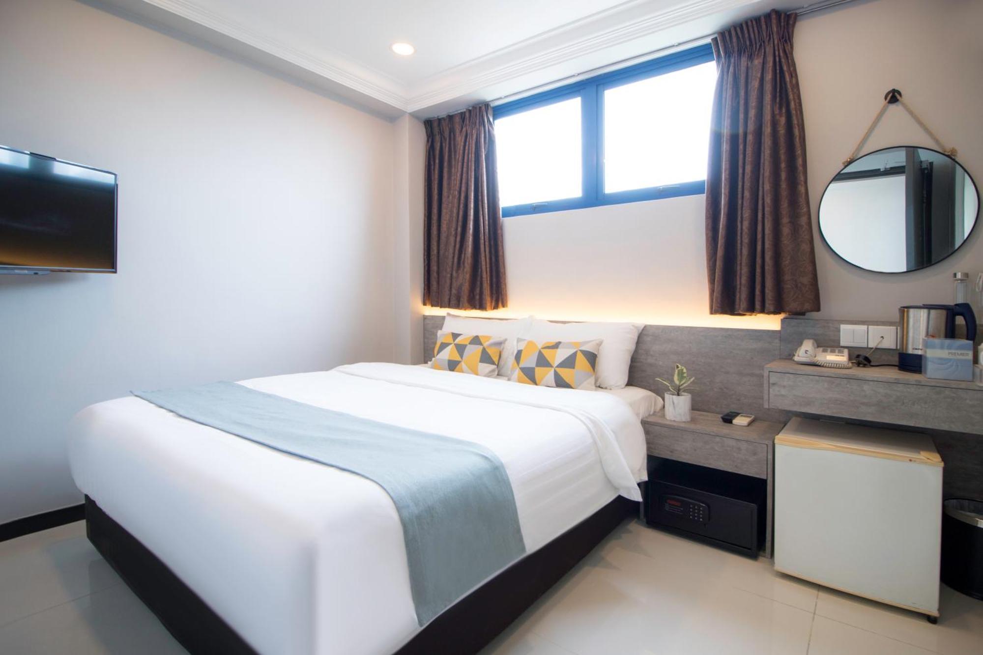 Standard Queen Room Newly Renovated
